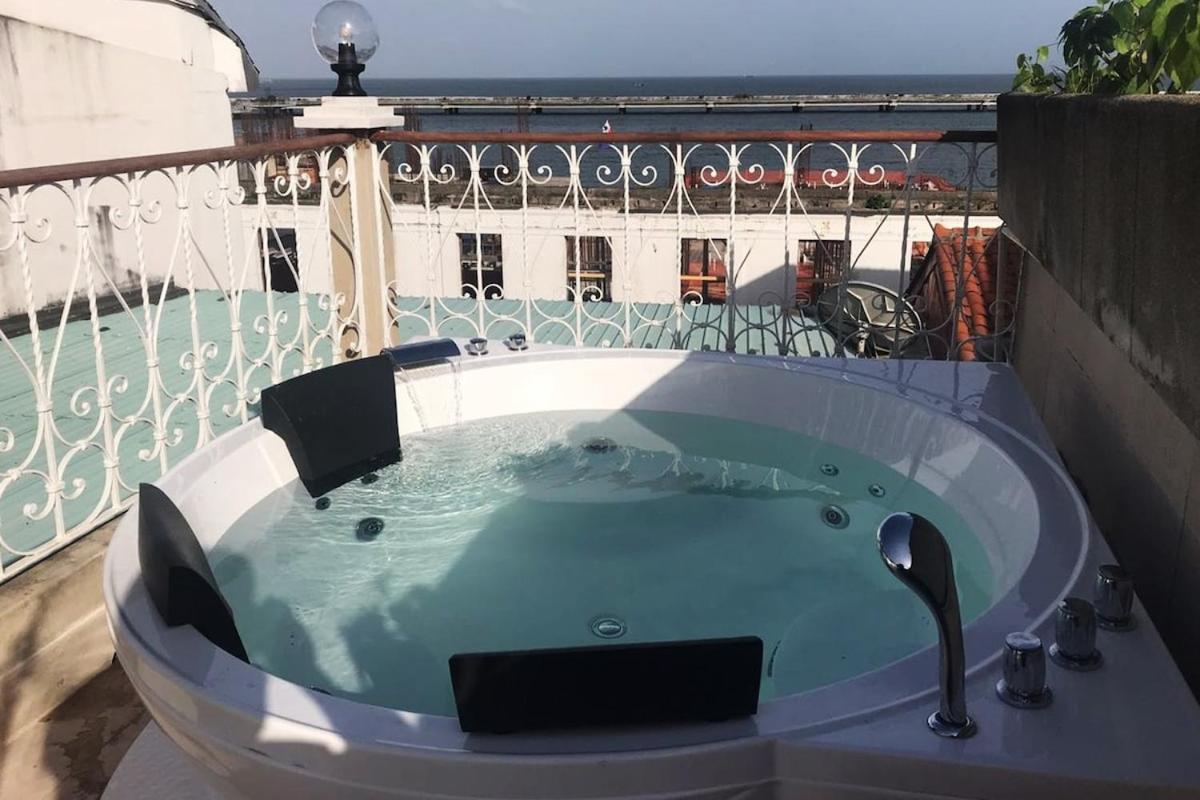 Amazinn Places Private Rooftop And Jacuzzi IX Panama-Stad Buitenkant foto